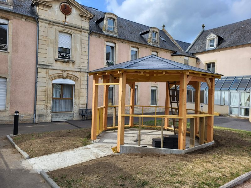 REALISATION DUN KIOSQUE MAISON DE RETRAITE DE TROARN (3)